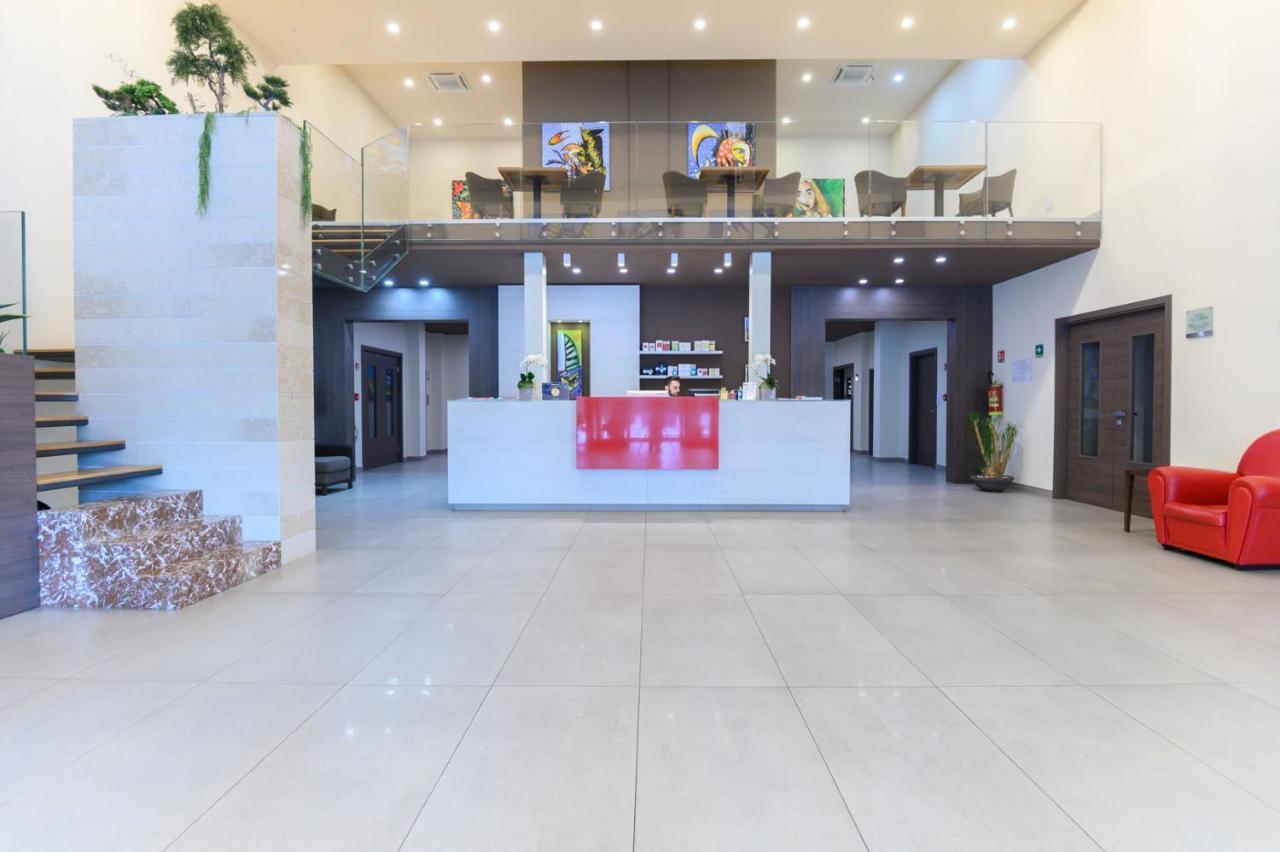 Bhotel Lagonegro Εξωτερικό φωτογραφία